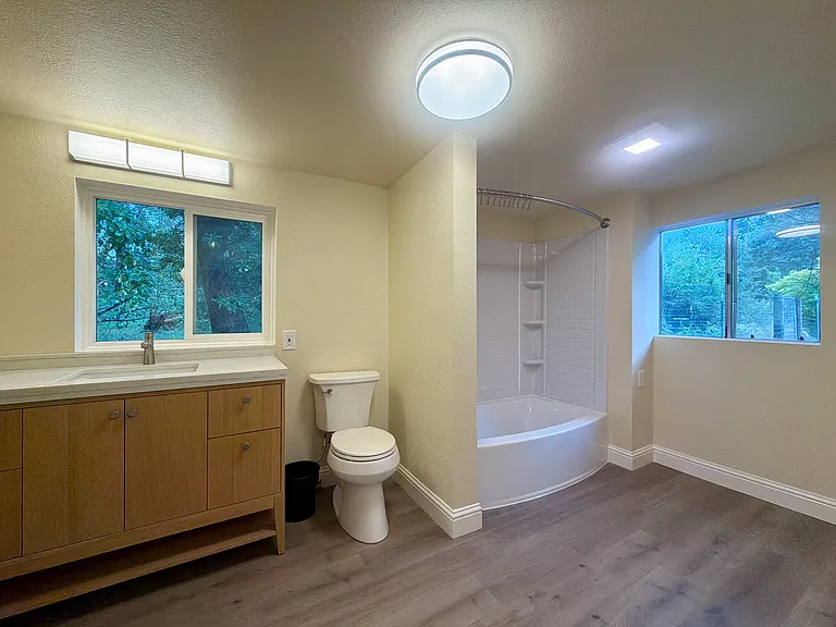 8267 Pinecrest Dr — Photo 5