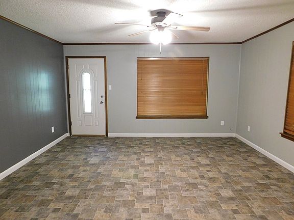 2nd image of 23162 Lakewood Dr