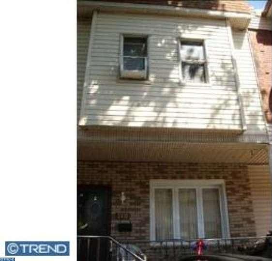 2nd image of 2411 S Lawrence St