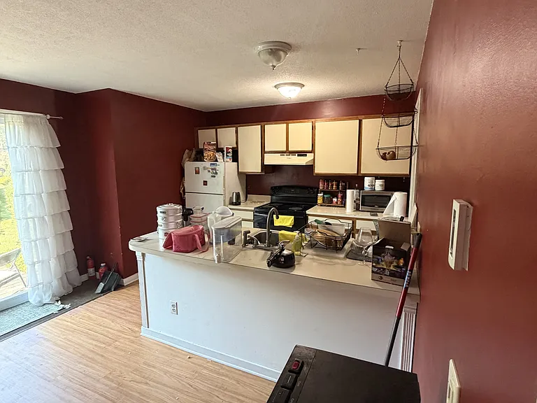 3 Salem Pl #1 — Photo 6