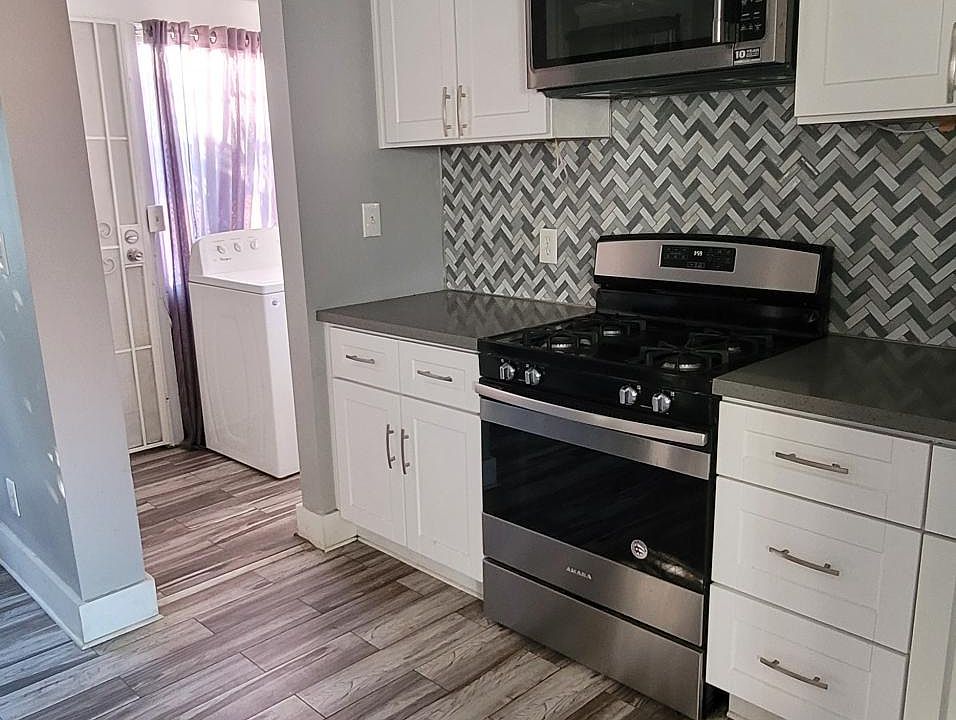 1st image of 4719 S Wilton Pl