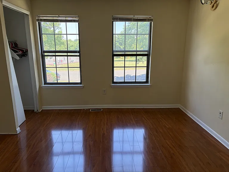 348 Willow Turn #348 — Photo 4