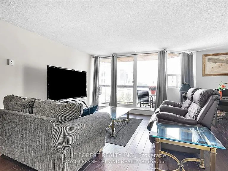 363 Colborne St #1006 — Photo 14