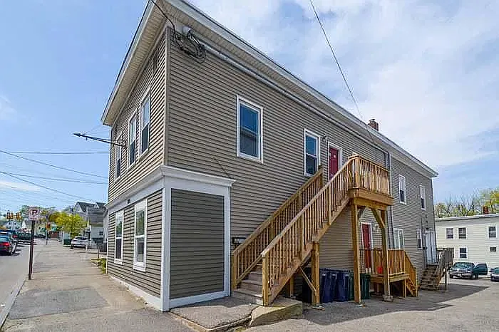 200 Elm St #2