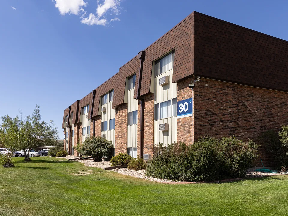 Foxhill Apartments