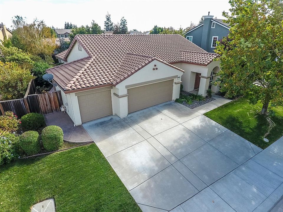 1st image of 1475 Valley Glen Dr