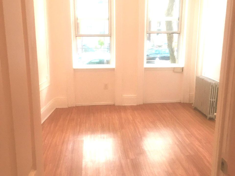1st image of 1715 Himrod St APT 1L