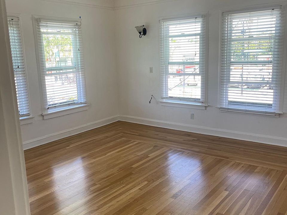 1st image of 990 The Alameda #1