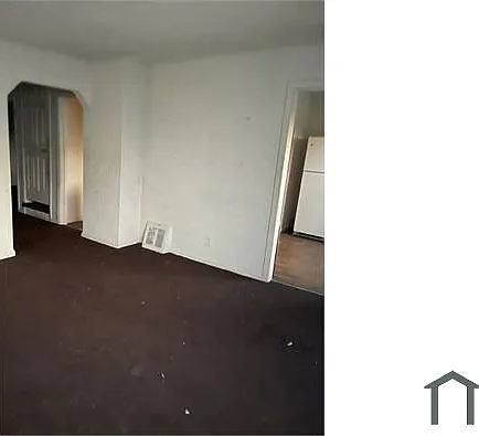 6388 Grandville Ave — Photo 2