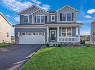 3641 Ancient Oak Dr, Elgin, IL 60124