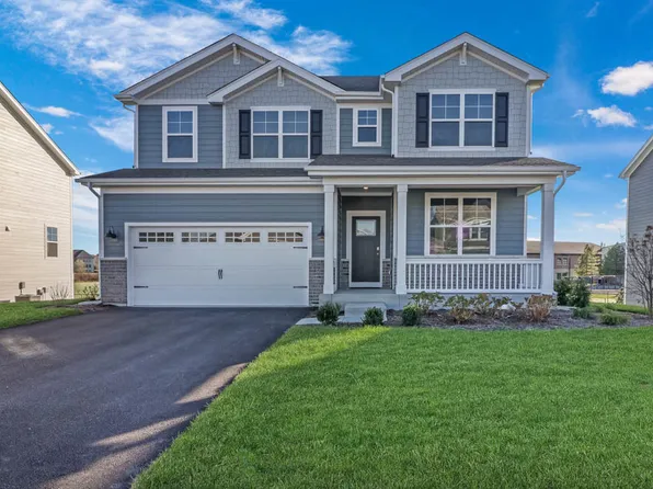 3641 Ancient Oak Dr, Elgin, IL 60124