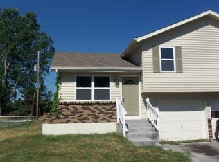 1017 N Jan Mar St, Olathe, KS 66061