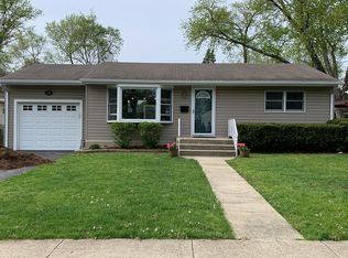 110 Franke Ave, Cary, IL 60013