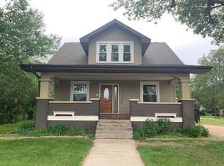 830 1st St, Scotland, SD 57059