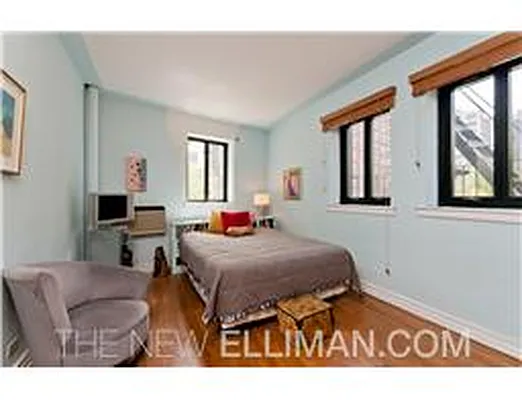 Sold by Douglas Elliman | media 14