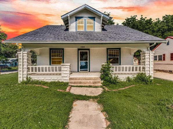 1103 Ohio St, Augusta, KS 67010