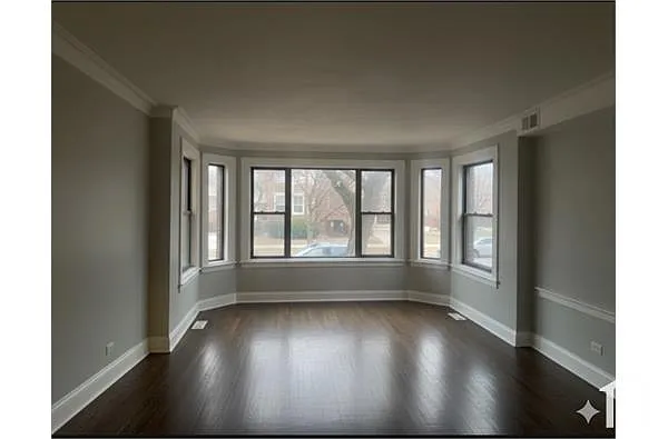 Building Photo - 9132 S Laflin St #3S