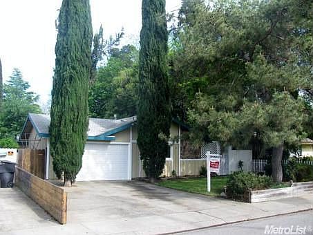 1st image of 607 Mayfair Dr