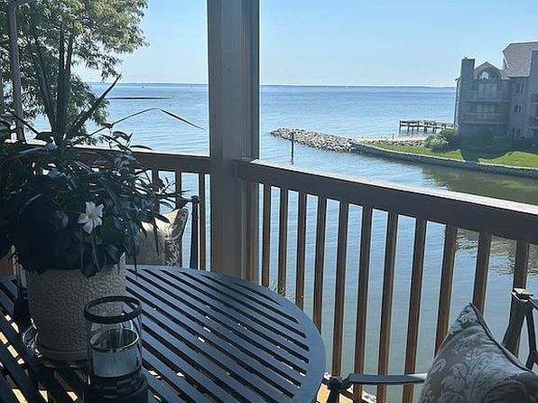 2121 Quay Village Ct APT 201