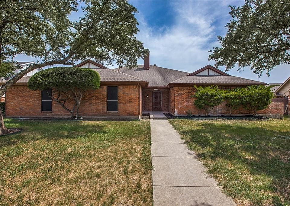 1st image of 10320 Bernardin Cir
