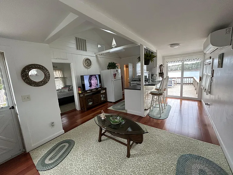26 Arlington Rd — Photo 13