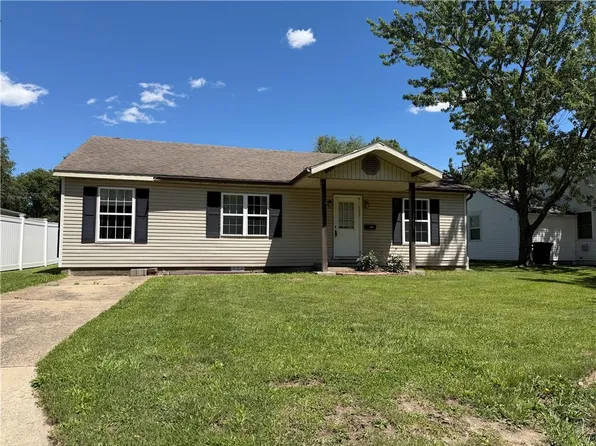 1405 Burnam Rd, Chillicothe, MO 64601