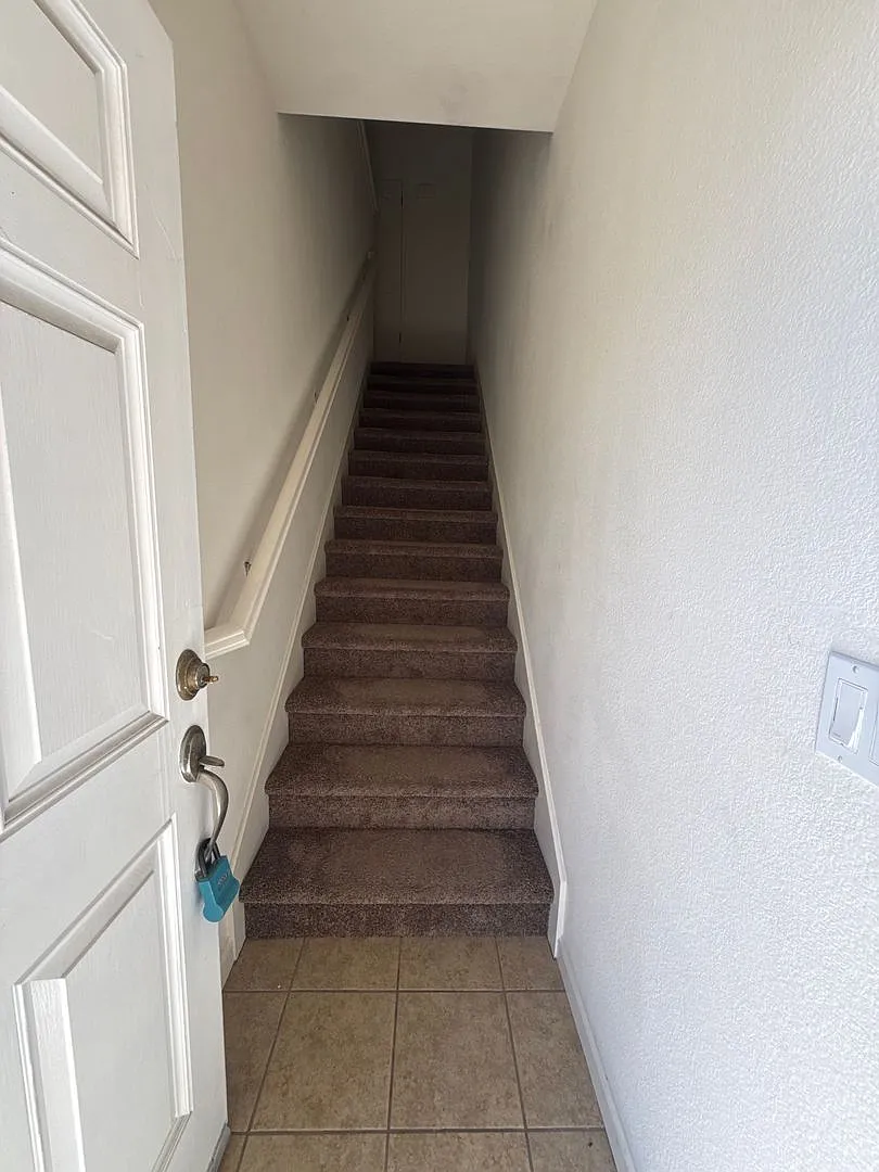 1 Bedroom 1 Bathroom ADU with A/C located in Santa Rosa's Coffey Park Neighborhood — Photo 2