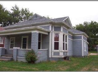 816 D St, Fairbury, NE 68352