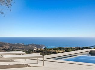 10 Waves End, Newport Beach, CA 92657