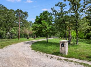 118 Shady Hollow Ln, Elgin, TX 78621