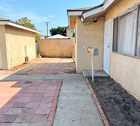4th image of 8023 Alamo Ave