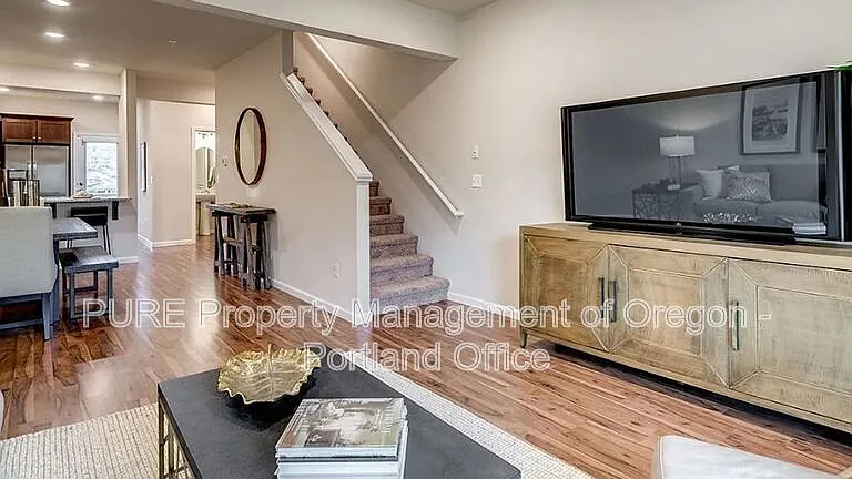 6714 NW 158th Ave — Photo 10