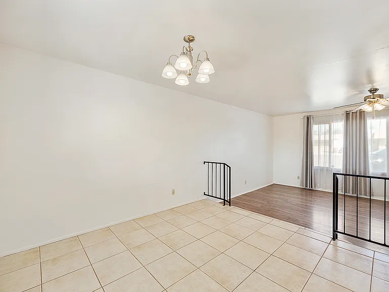 8743 E Berridge Ln — Photo 11