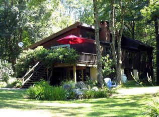 14 Richardson Rd, Leverett, MA 01054