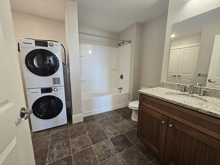 King Philip Lofts — Photo 28
