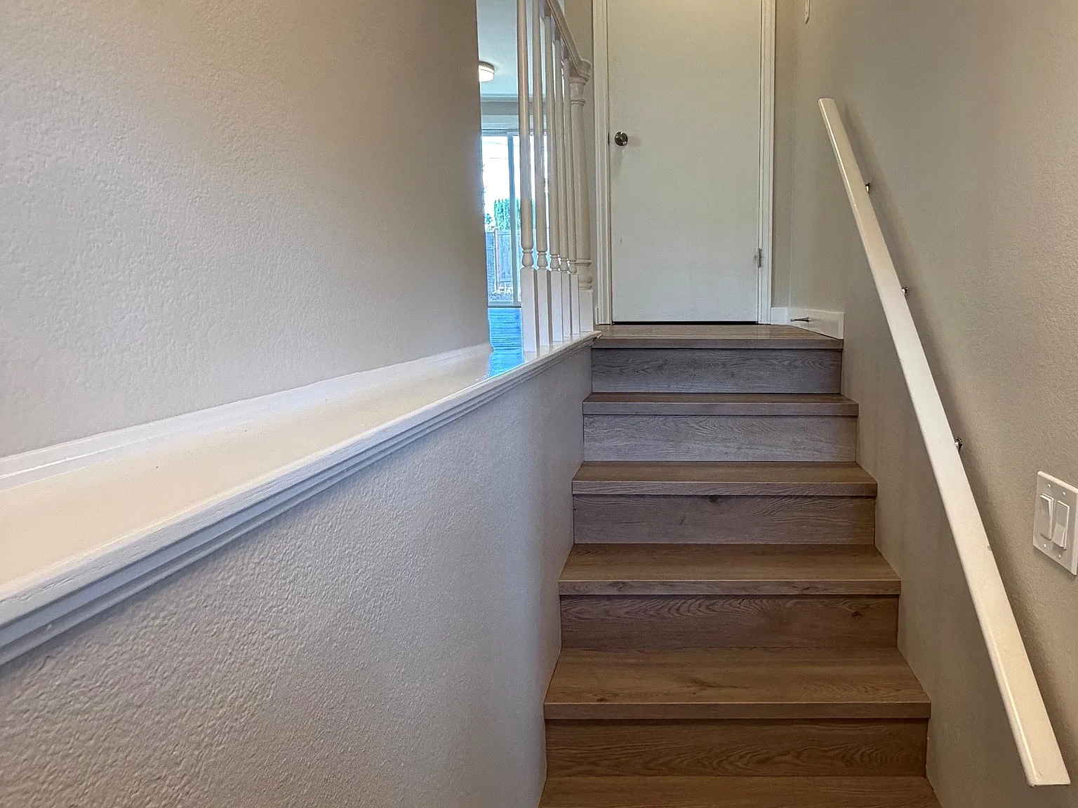 2 bed, 1.5 bath, 1476 sqft, $2,275 — Photo 2