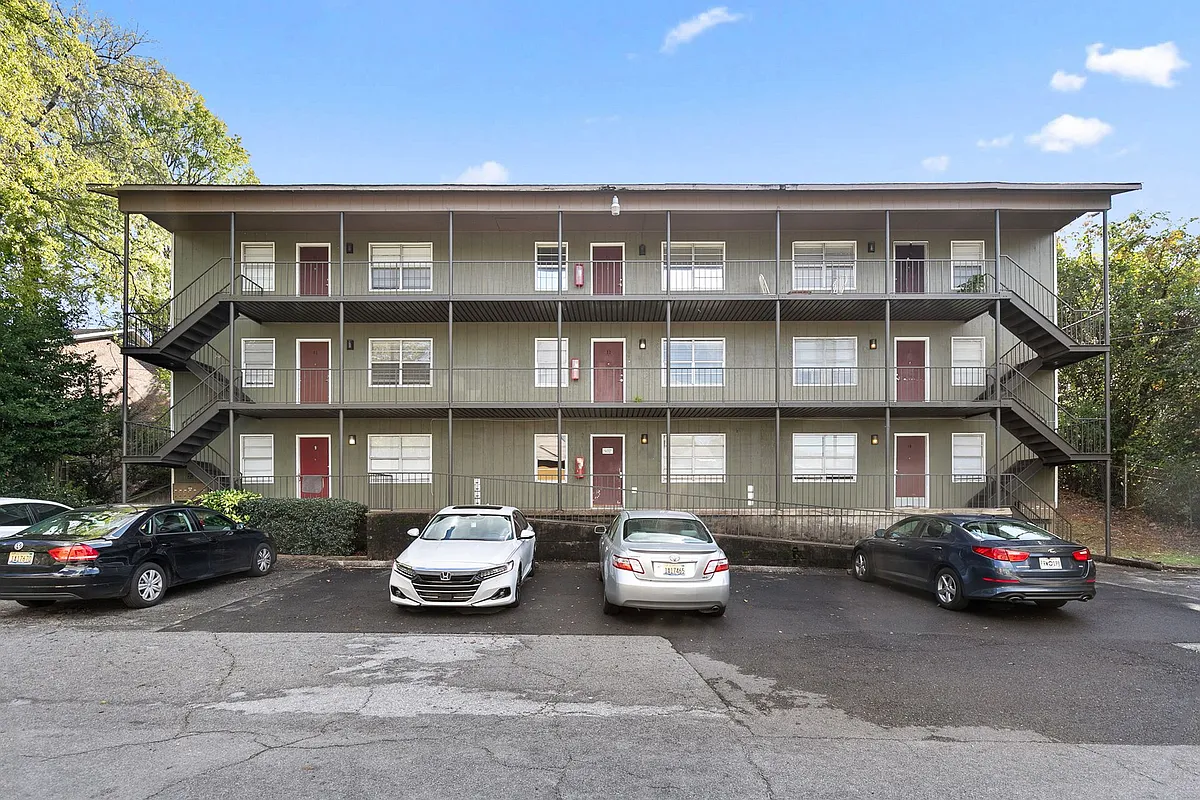 Building Photo - Magnolia Court
