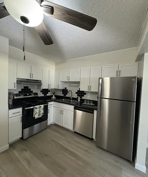 1x1 - Kitchen