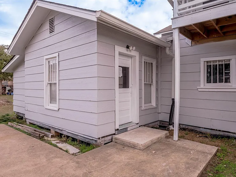 200 W Caroline St #A — Photo 27