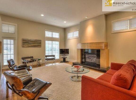 Minimalist charm accommodates any decor.