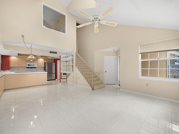 3rd image of 2203 Chadwick Court