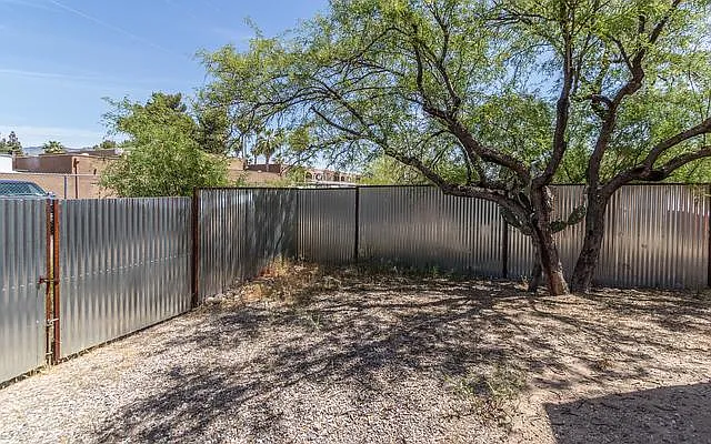 3 bed, 1500 sqft, $1,950 — Photo 4