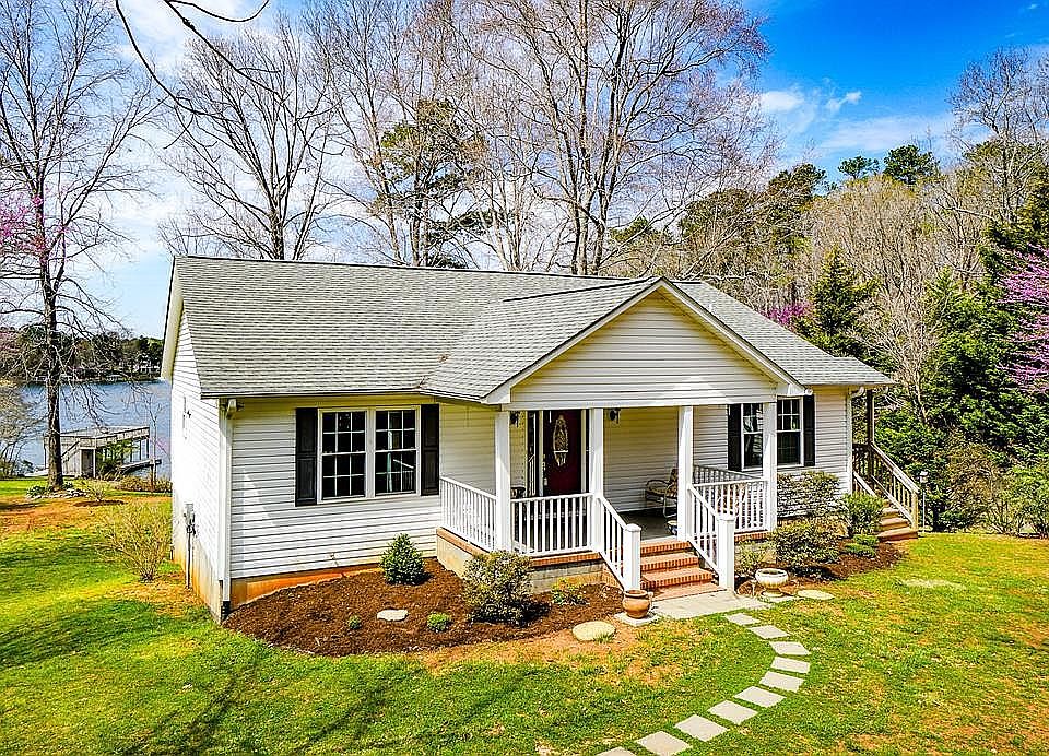 2nd image of 474 Paradise Dr