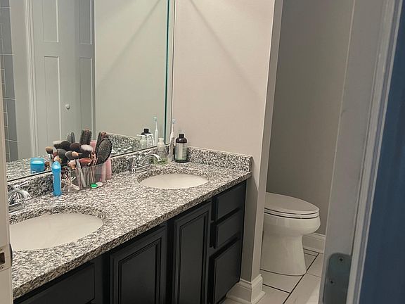 3rd image of 3320 Pueblo Ct