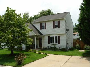 703 Winton Ave, Glen Burnie, MD 21061