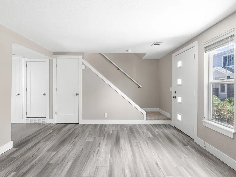 1602 Garfield Ave #2 — Photo 5