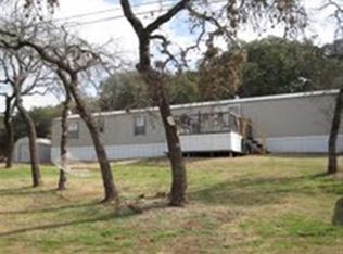 205 Osborne St, Burnet, TX 78611