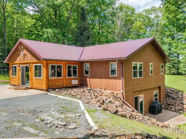4742 Old County Road D Rd, Florence, WI 54121