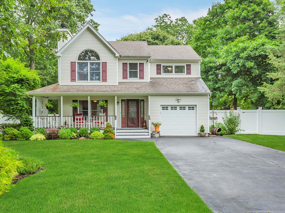 1st image of 40 Jerome Cir