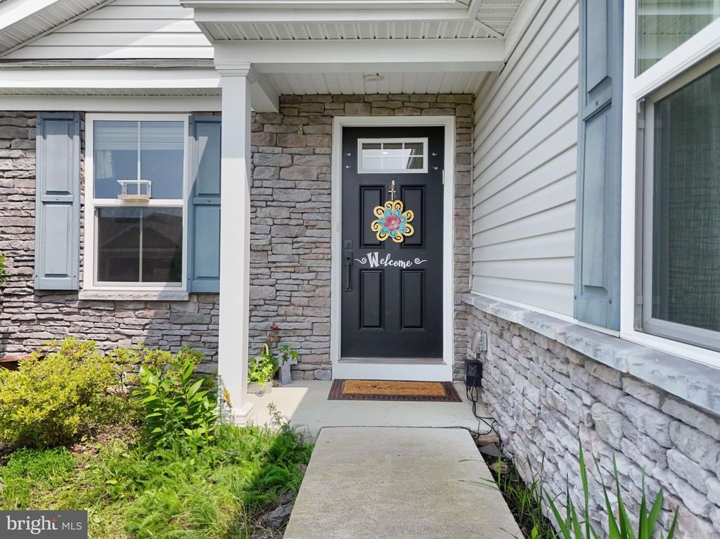 510 Oxford Way, Martinsburg, WV - View 5